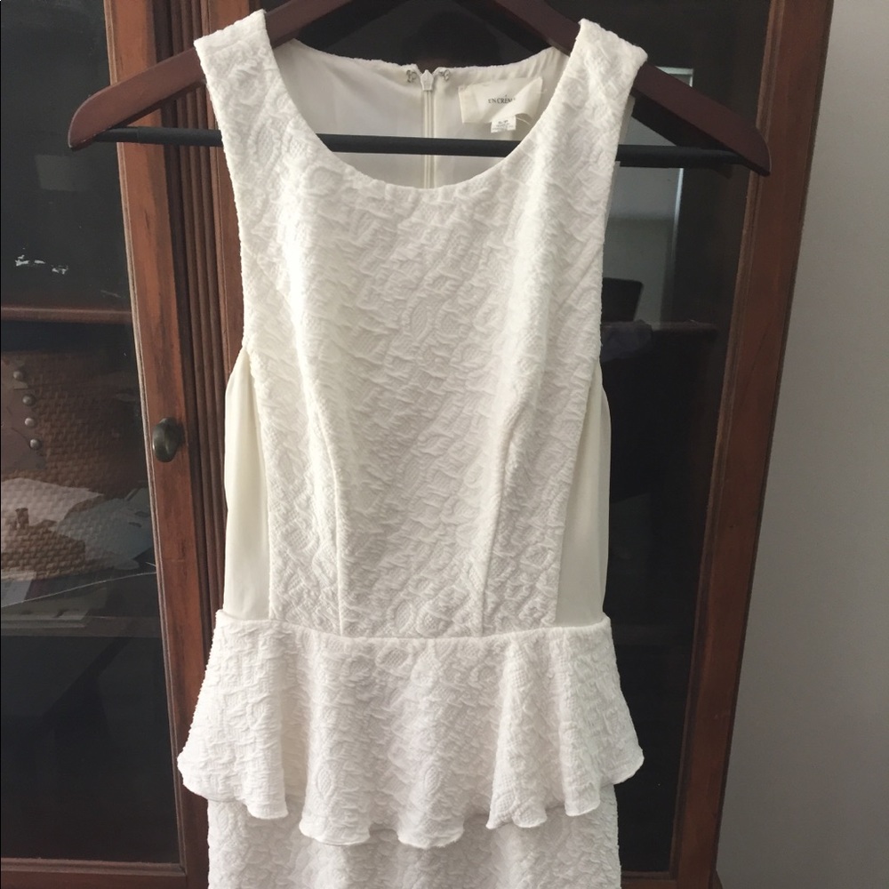 White stretchy cocktail dress
